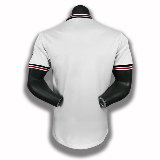 Manchester United 85 | Retro White Away - FandomKits