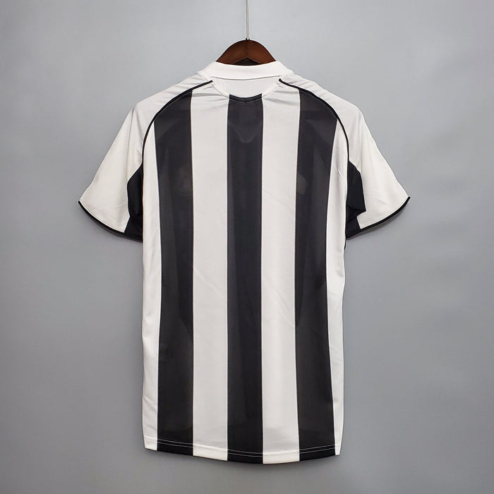 Newcastle 05-06 | Home | Retro