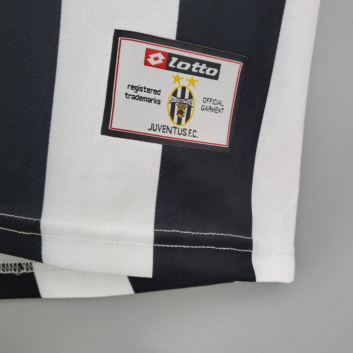 Juventus 01-02 | Retro Home - FandomKits Fandom Kits